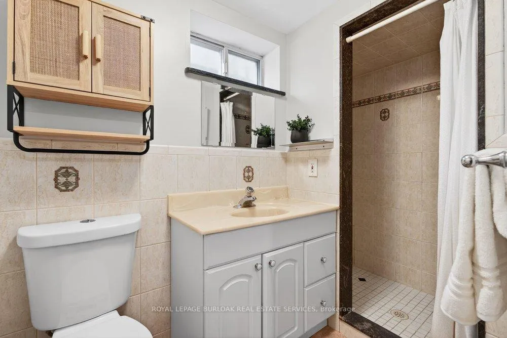 Photo 35 of 1525 Holburne Road, Mississauga, Lakeview — HOMEH
