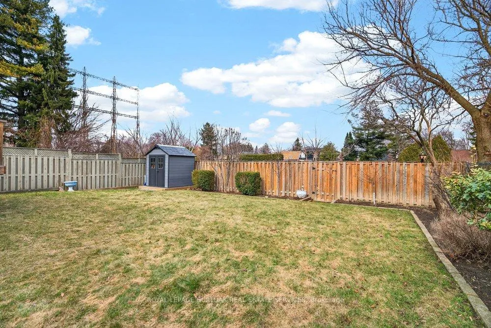 Photo 40 of 1525 Holburne Road, Mississauga, Lakeview — HOMEH