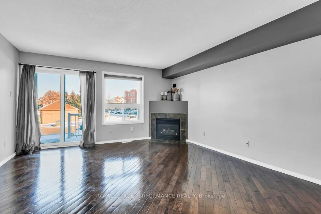 Photo 13 of 870 Longfields Drive, Ottawa, Barrhaven - Longfields — HOMEH