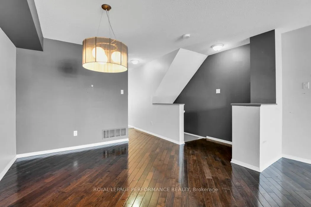 Photo 21 of 870 Longfields Drive, Ottawa, Barrhaven - Longfields — HOMEH