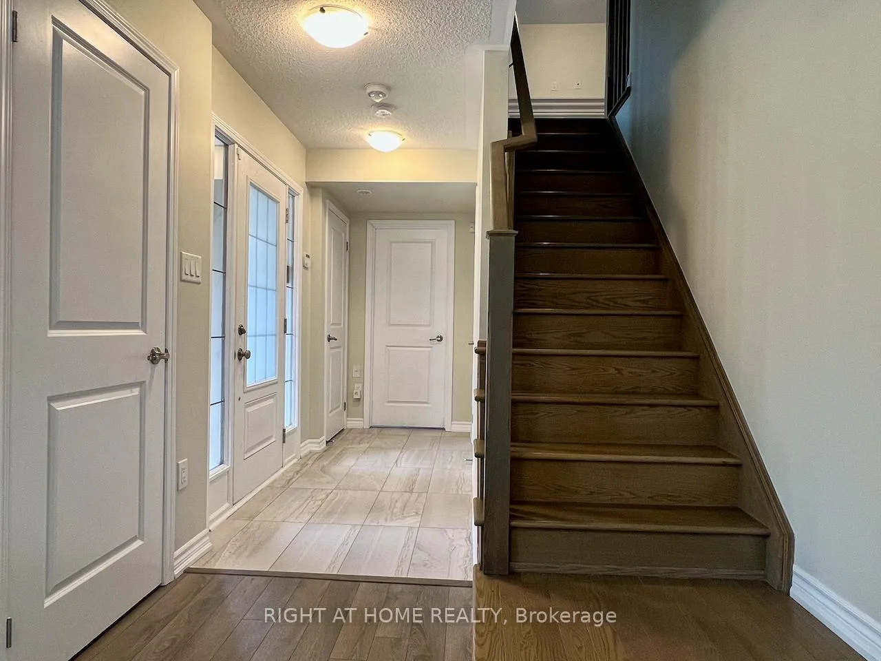 Photo 4 of 351 Timberland Gate, Oakville, Glenorchy — HOMEH