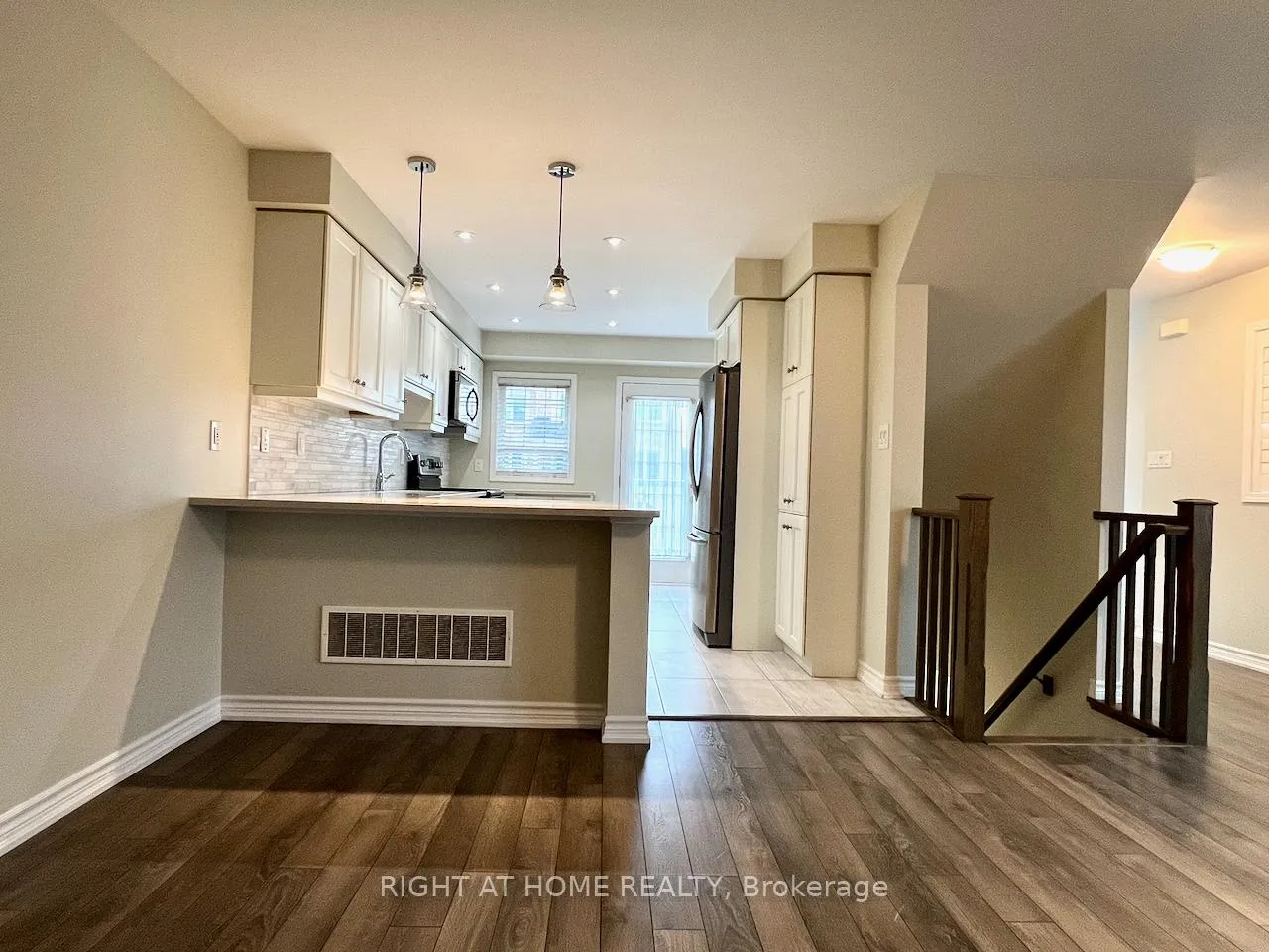 Photo 7 of 351 Timberland Gate, Oakville, Glenorchy — HOMEH