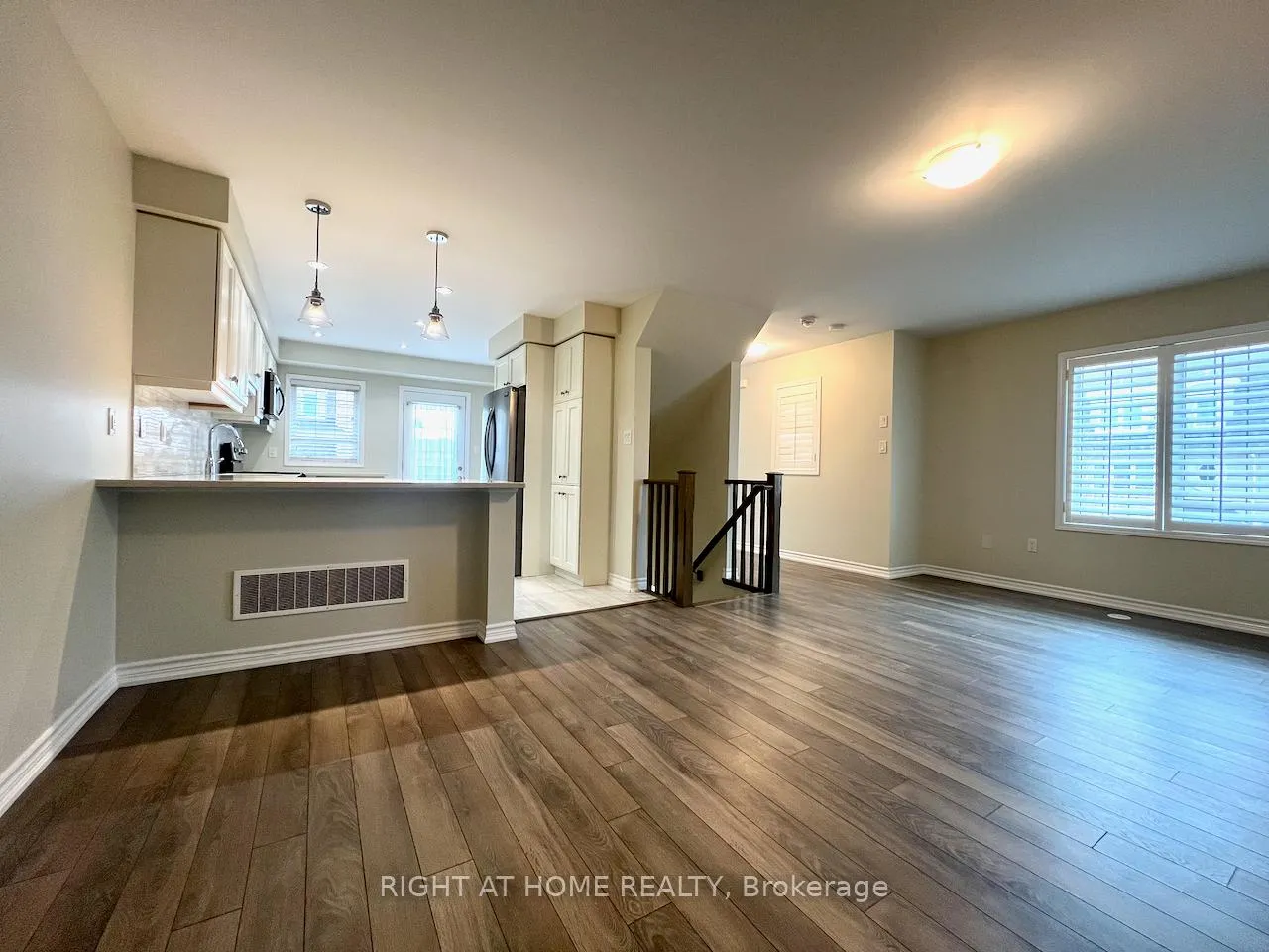 Photo 8 of 351 Timberland Gate, Oakville, Glenorchy — HOMEH