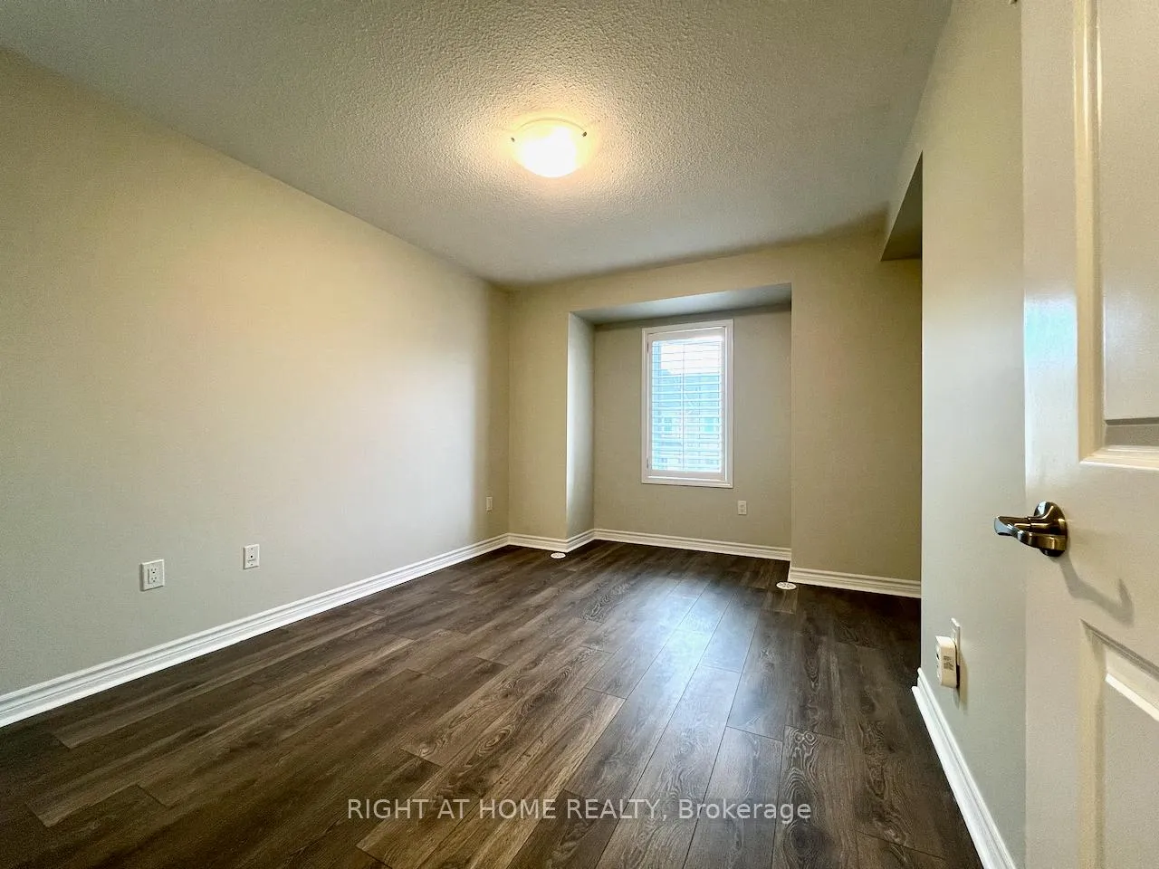 Photo 17 of 351 Timberland Gate, Oakville, Glenorchy — HOMEH
