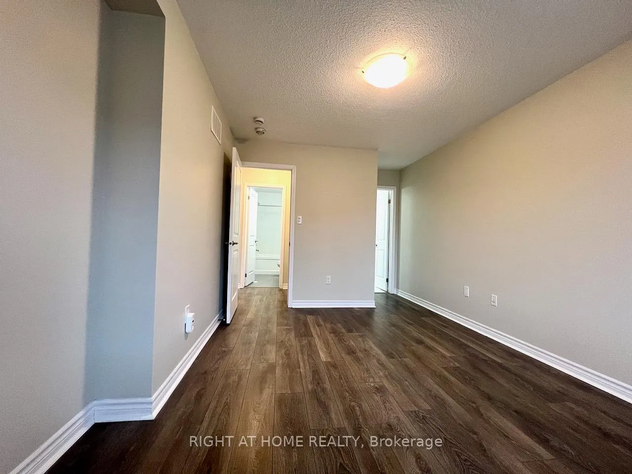 Photo 18 of 351 Timberland Gate, Oakville, Glenorchy — HOMEH