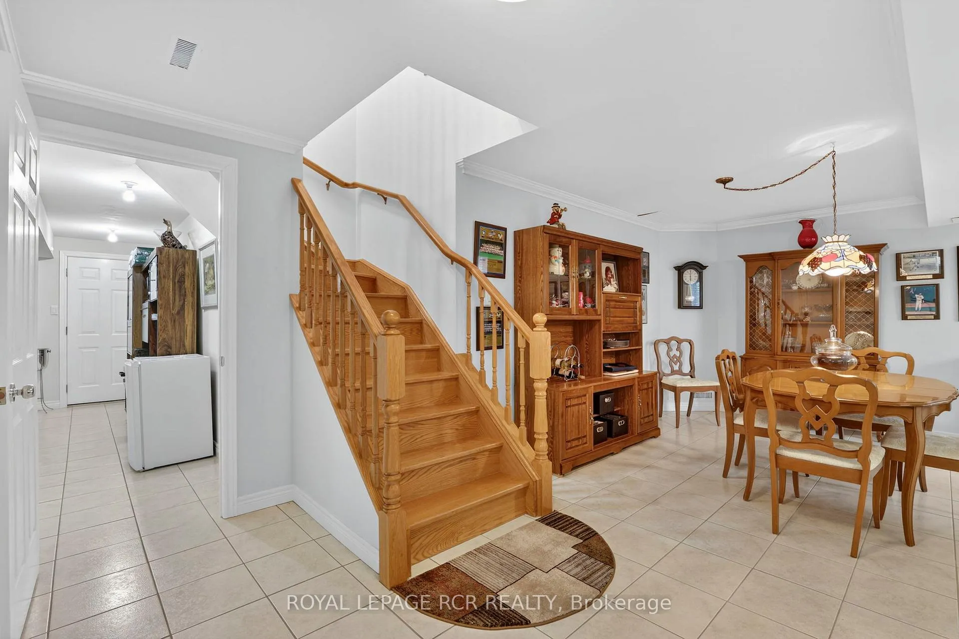 Photo 14 of 26 Nailsworth Crescent, Caledon, Caledon East — HOMEH