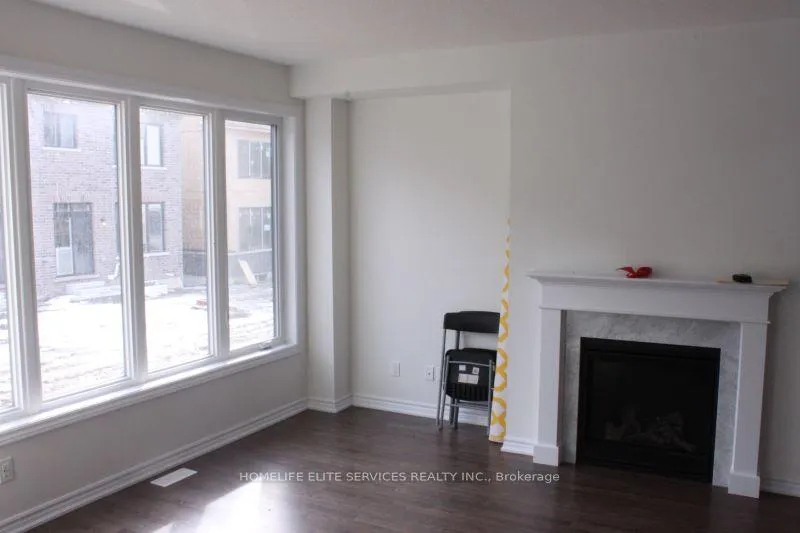 Photo 4 of 1067 Dyas Avenue, Oshawa, Kedron — HOMEH