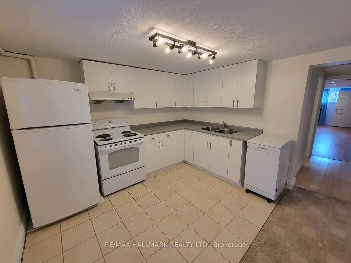 Photo 6 of Unit BSMT, 7 Folcroft Avenue, Scarborough, Birchcliffe-Cliffside — HOMEH
