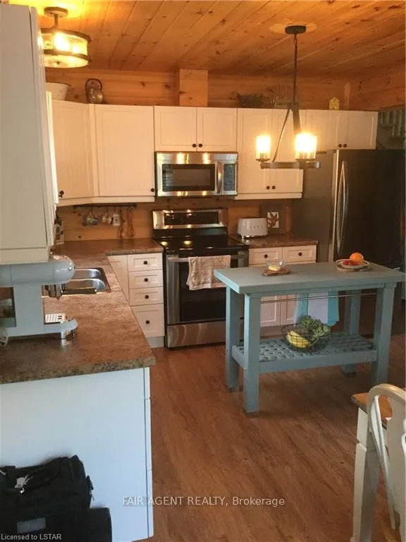 Photo 7 of 1165B Kirk Kove Road, Frontenac, Frontenac Centre — HOMEH