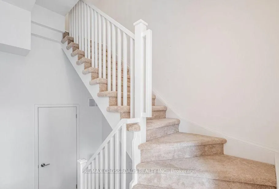 Photo 23 of Unit 51, 1121 Cooke Boulevard, Burlington, LaSalle — HOMEH