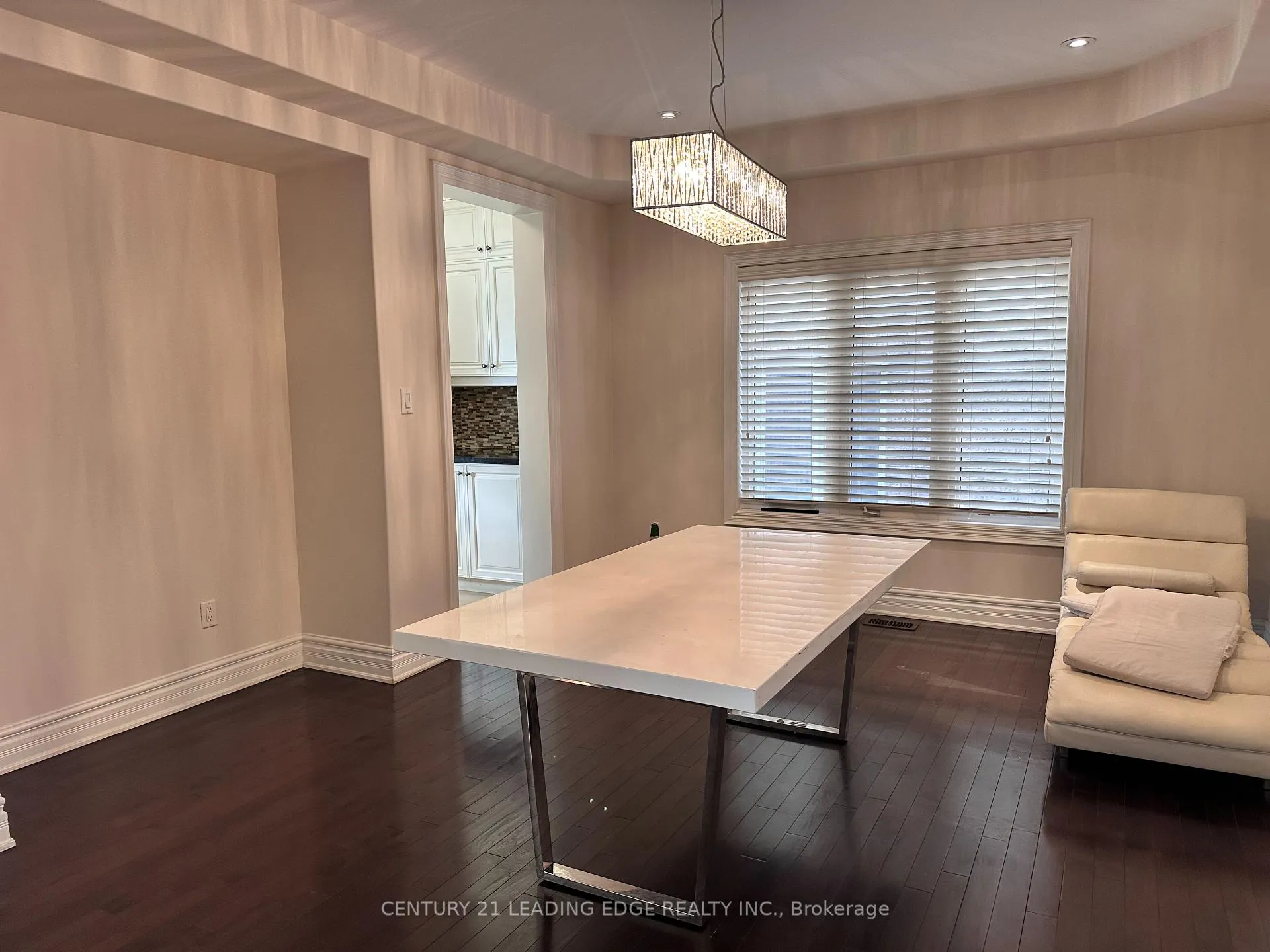 Photo 4 of 83 Golden Forest Road, Vaughan, Patterson — HOMEH