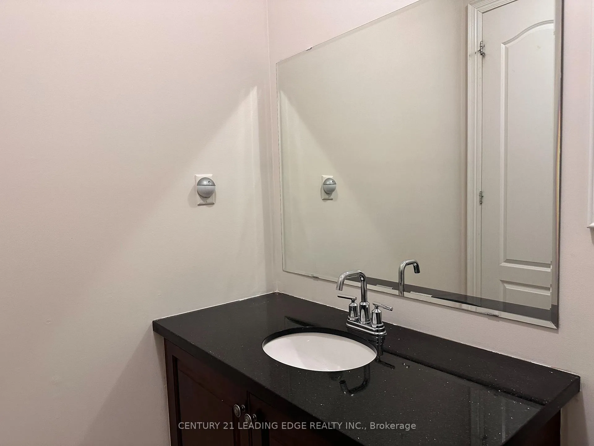 Photo 20 of 83 Golden Forest Road, Vaughan, Patterson — HOMEH