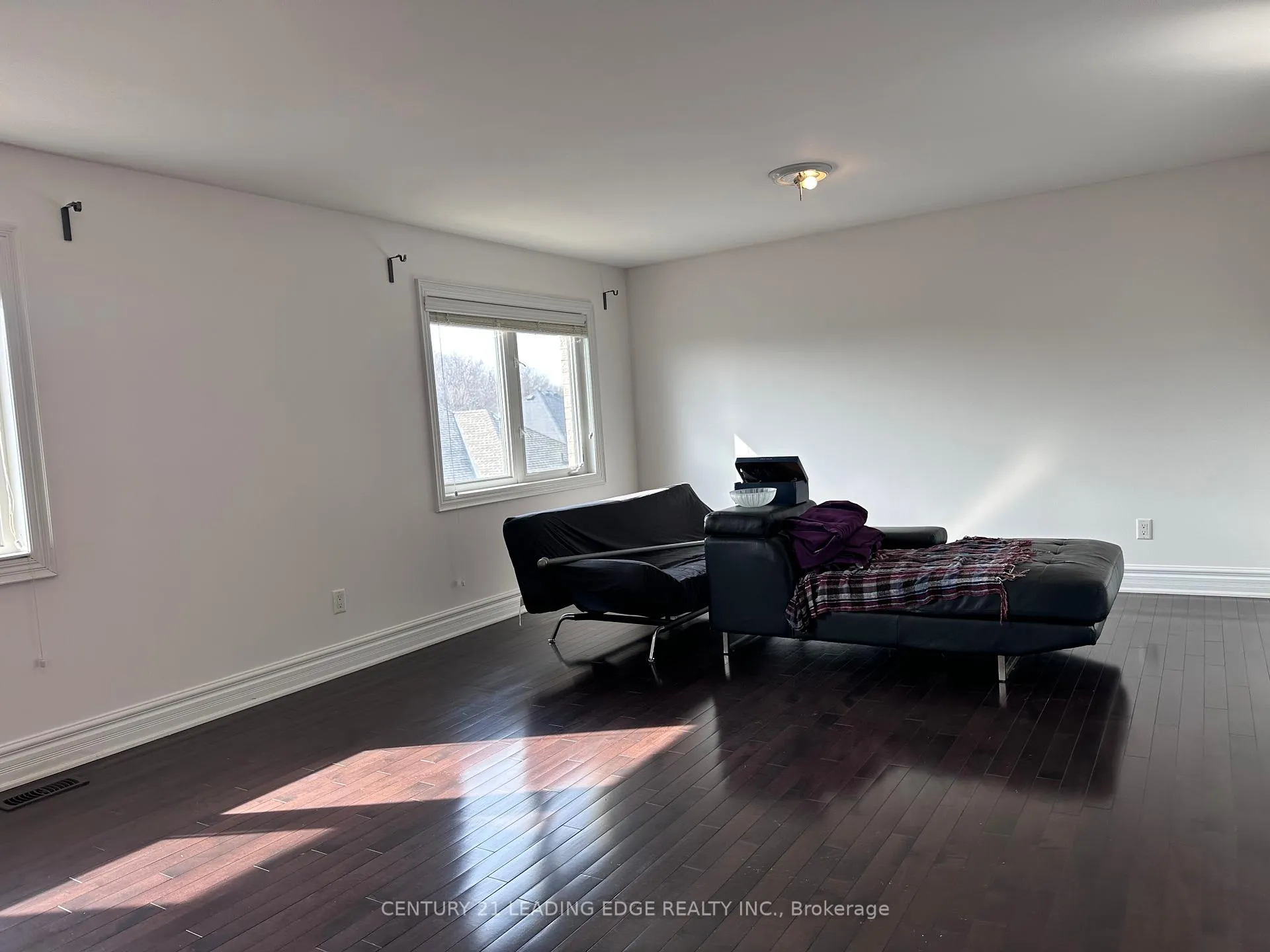 Photo 29 of 83 Golden Forest Road, Vaughan, Patterson — HOMEH
