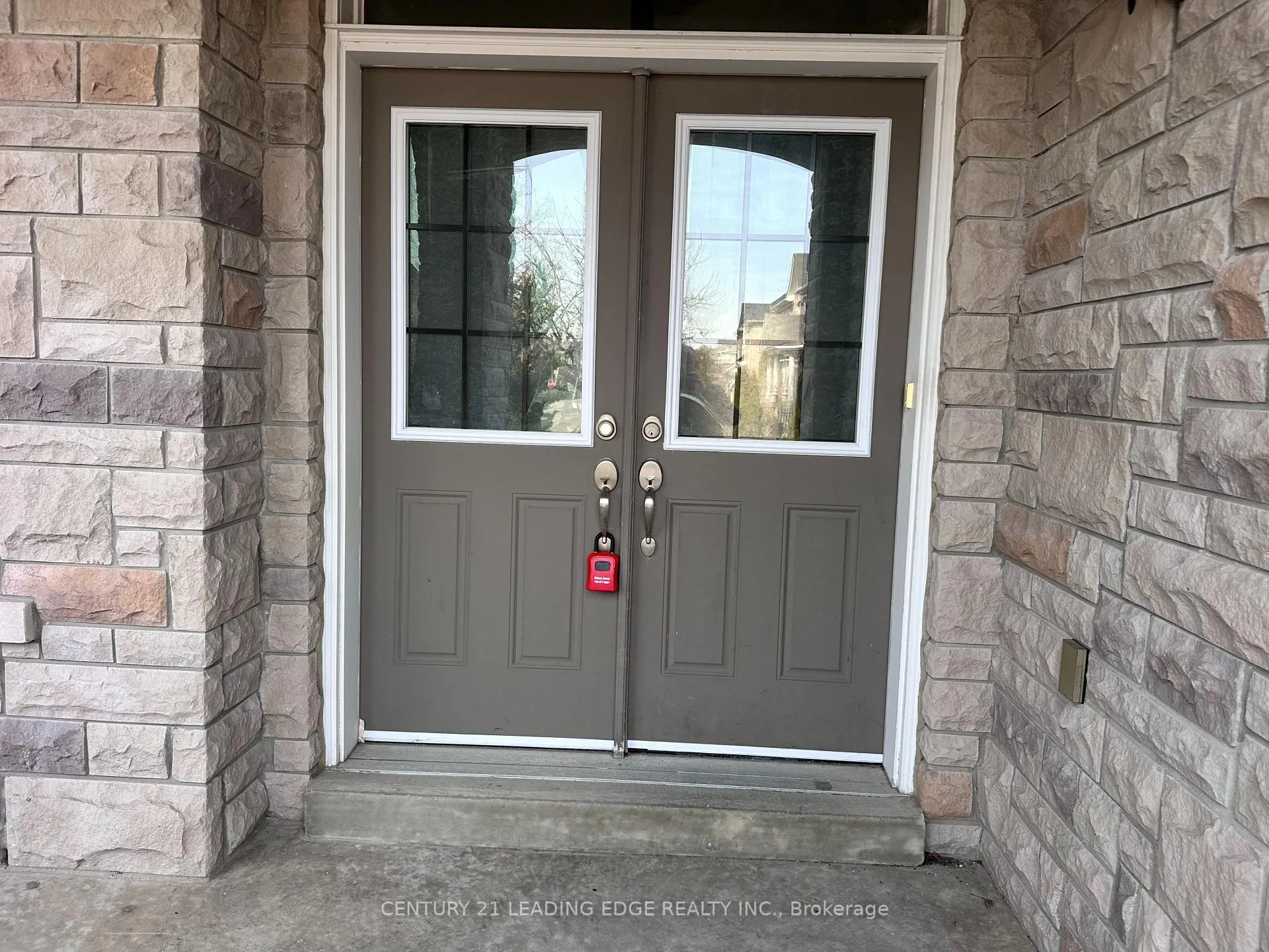 Photo 48 of 83 Golden Forest Road, Vaughan, Patterson — HOMEH