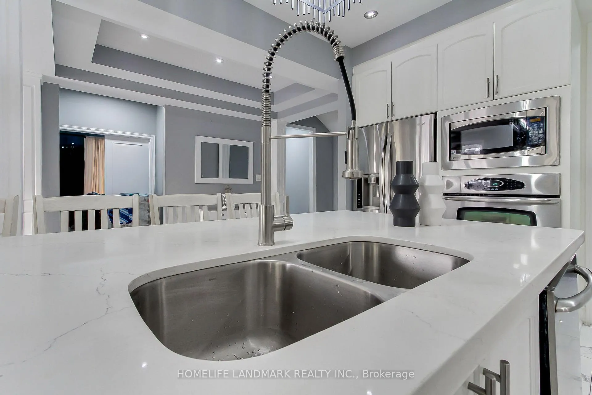 Photo 15 of 86 Boswell Road, Markham, Box Grove — HOMEH