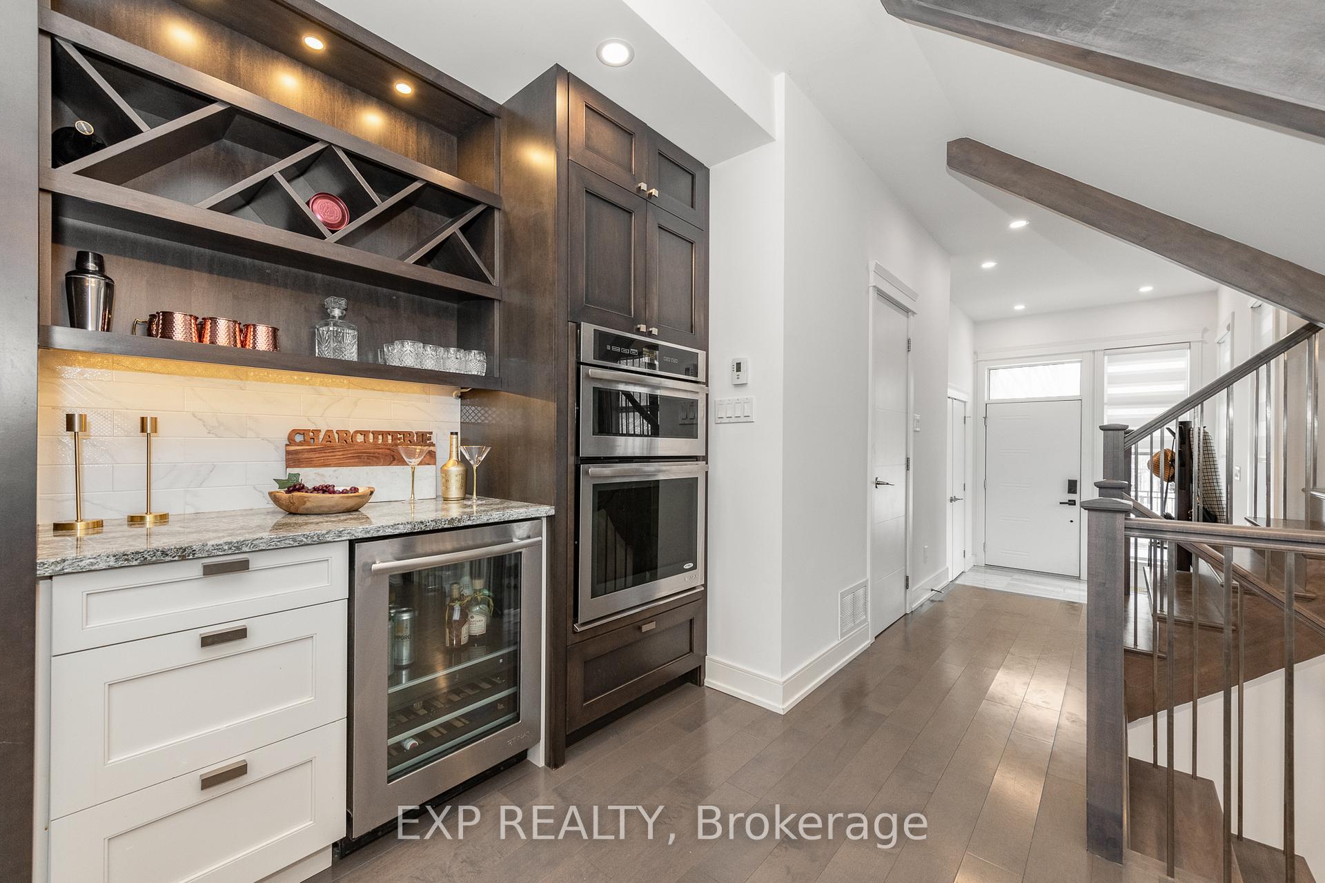 Photo 9 of Unit B, 82 Templeton Street, Ottawa, Sandy Hill — HOMEH