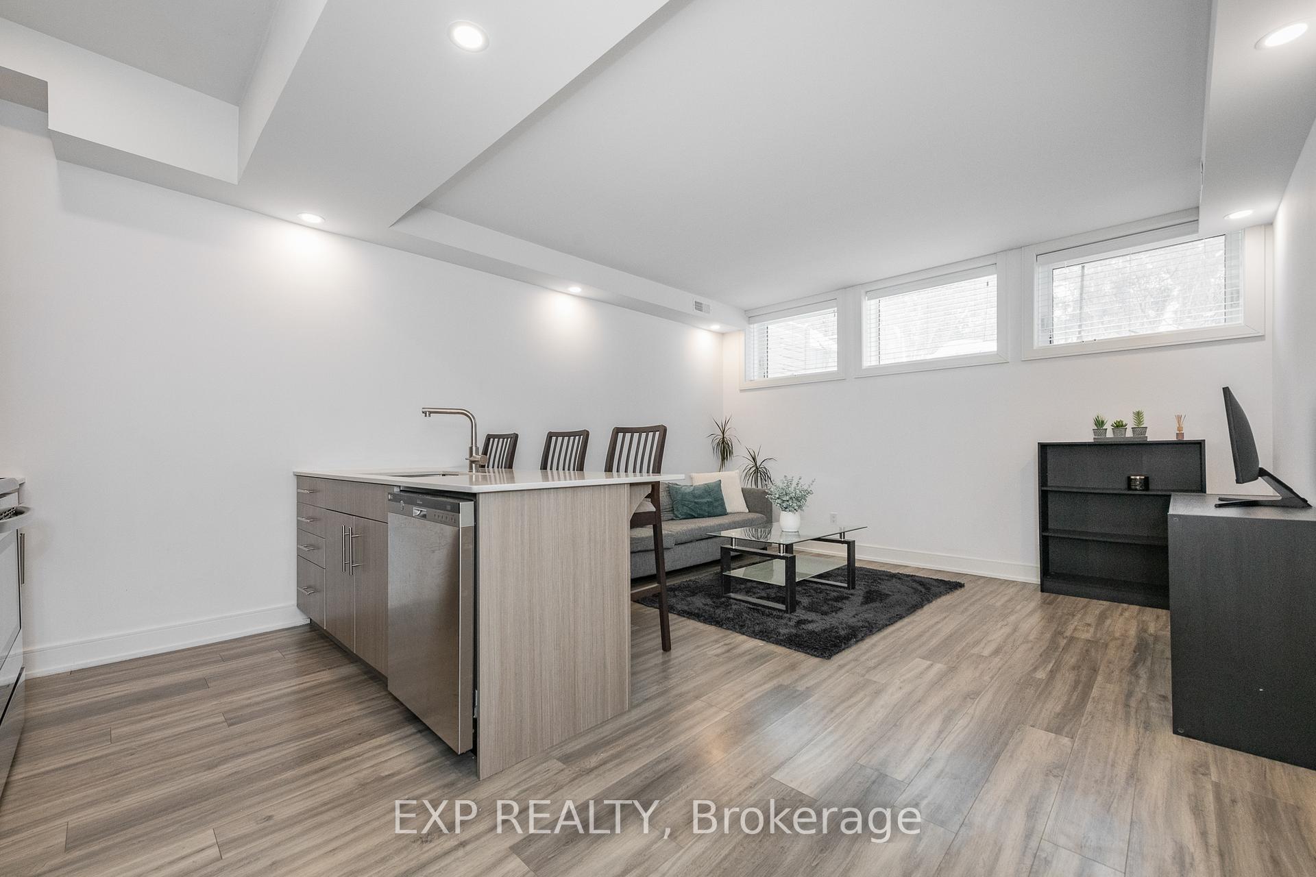 Photo 35 of Unit B, 82 Templeton Street, Ottawa, Sandy Hill — HOMEH