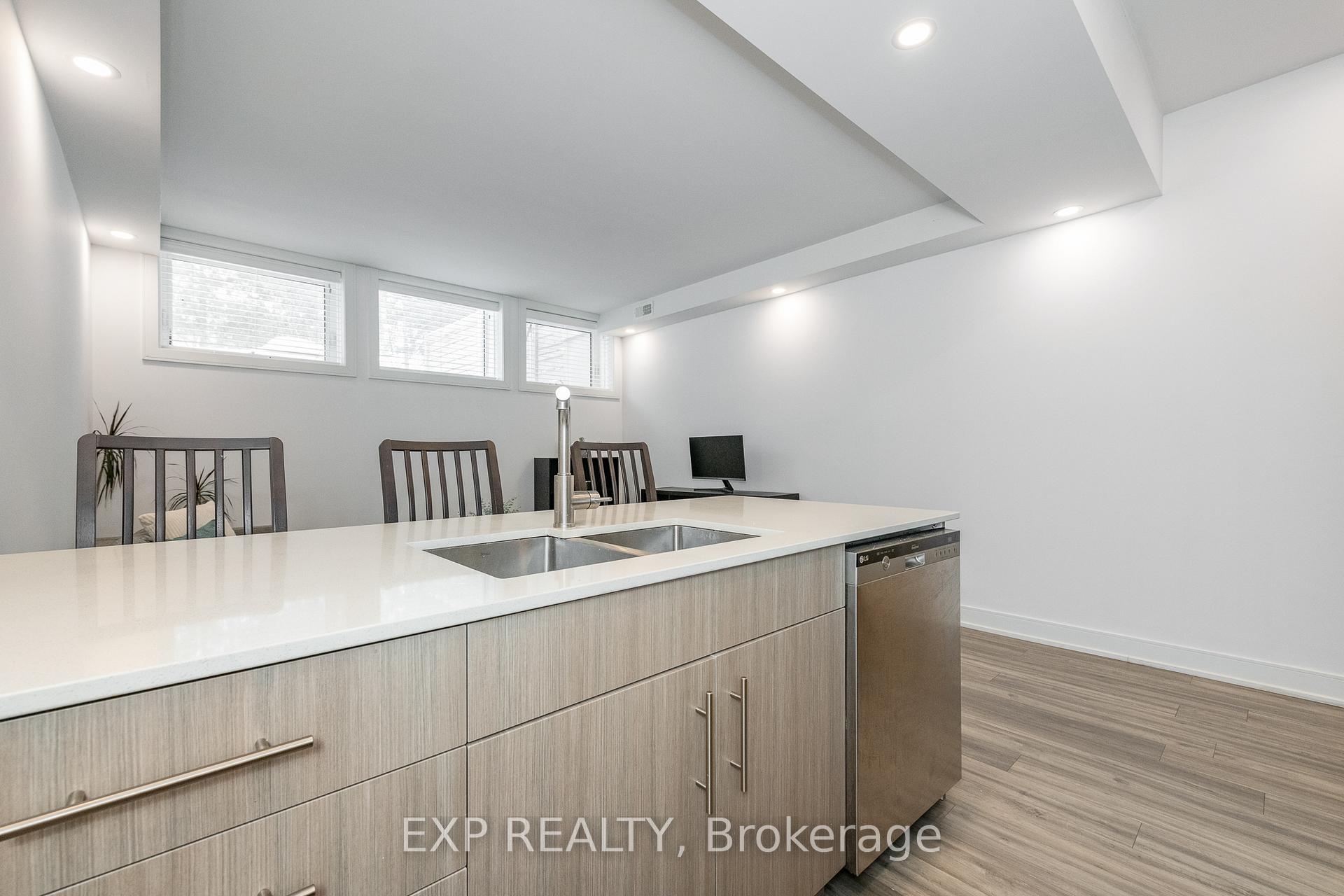 Photo 37 of Unit B, 82 Templeton Street, Ottawa, Sandy Hill — HOMEH