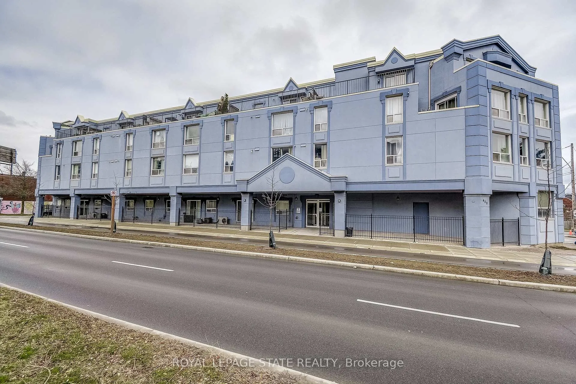 Photo 1 of Unit 107, 400 York Boulevard, Hamilton, Strathcona — HOMEH