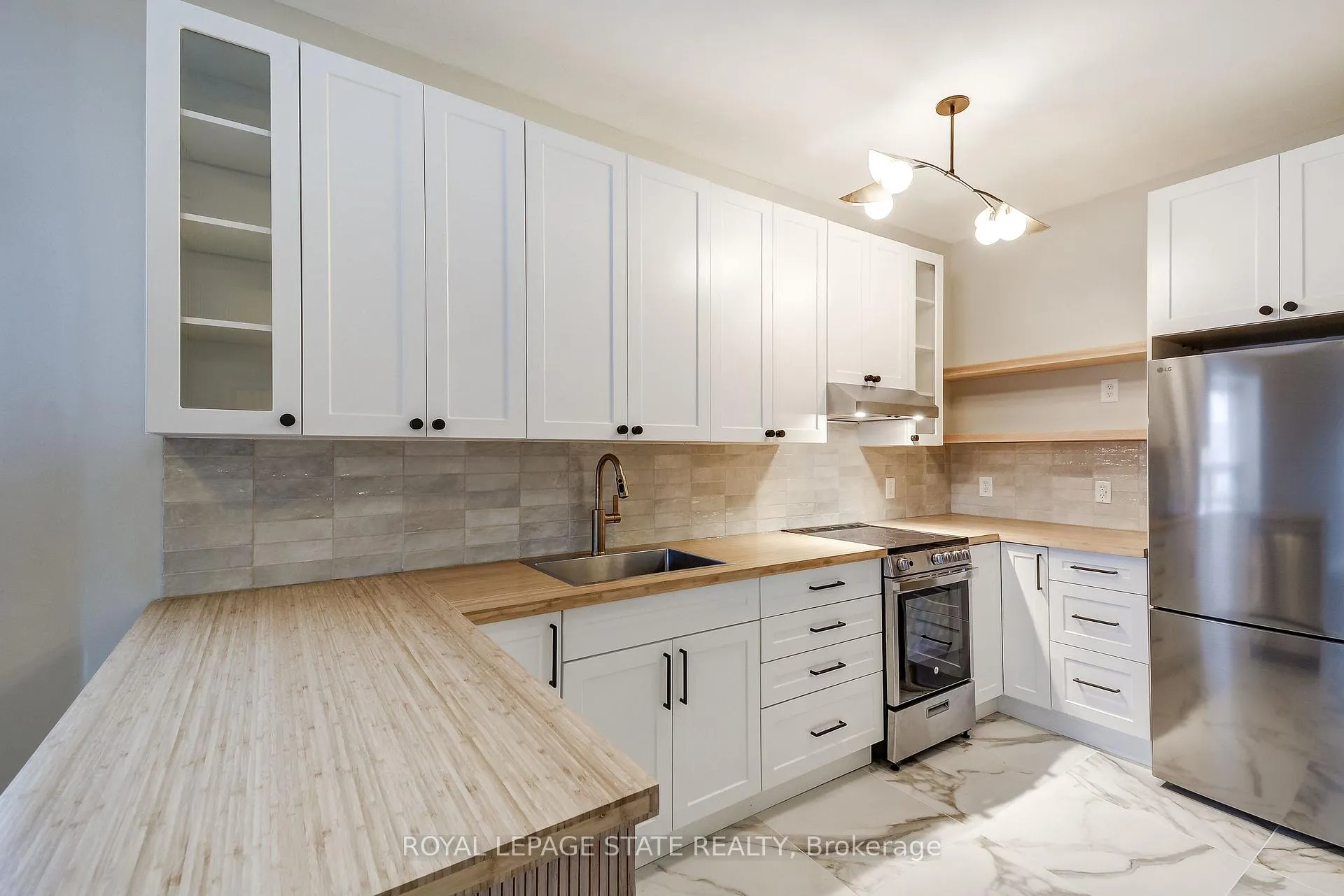 Photo 7 of Unit 107, 400 York Boulevard, Hamilton, Strathcona — HOMEH