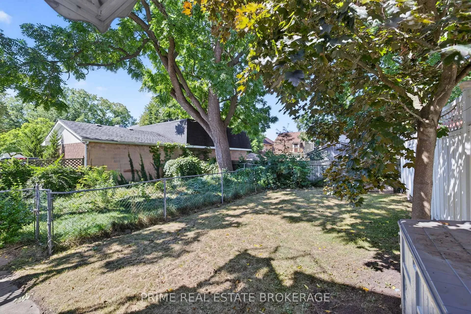 Photo 33 of 38 Hincks Street, St. Thomas — HOMEH