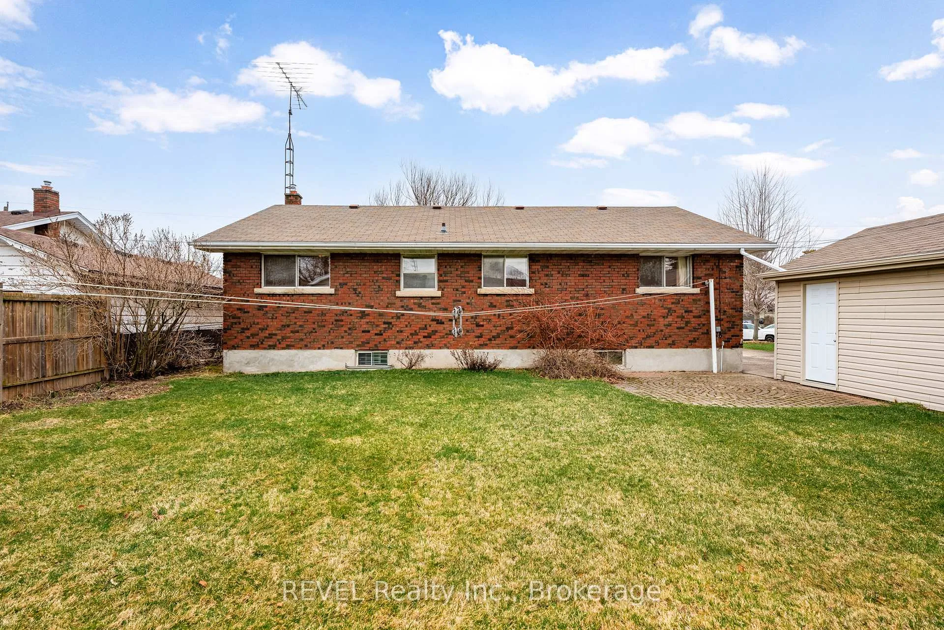 Photo 43 of 26 Mckenzie Street, St. Catharines, Bunting/Linwell — HOMEH