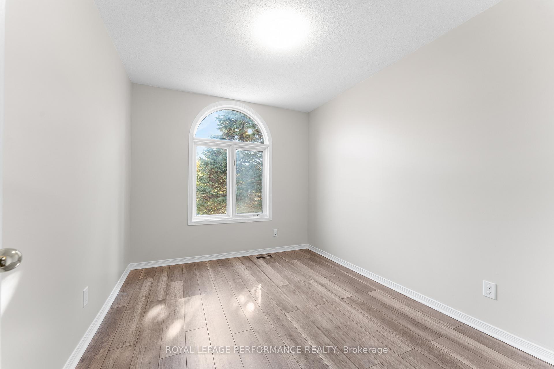 Photo 28 of 81 Furlong Crescent, Ottawa, Kanata - Bridlewood — HOMEH