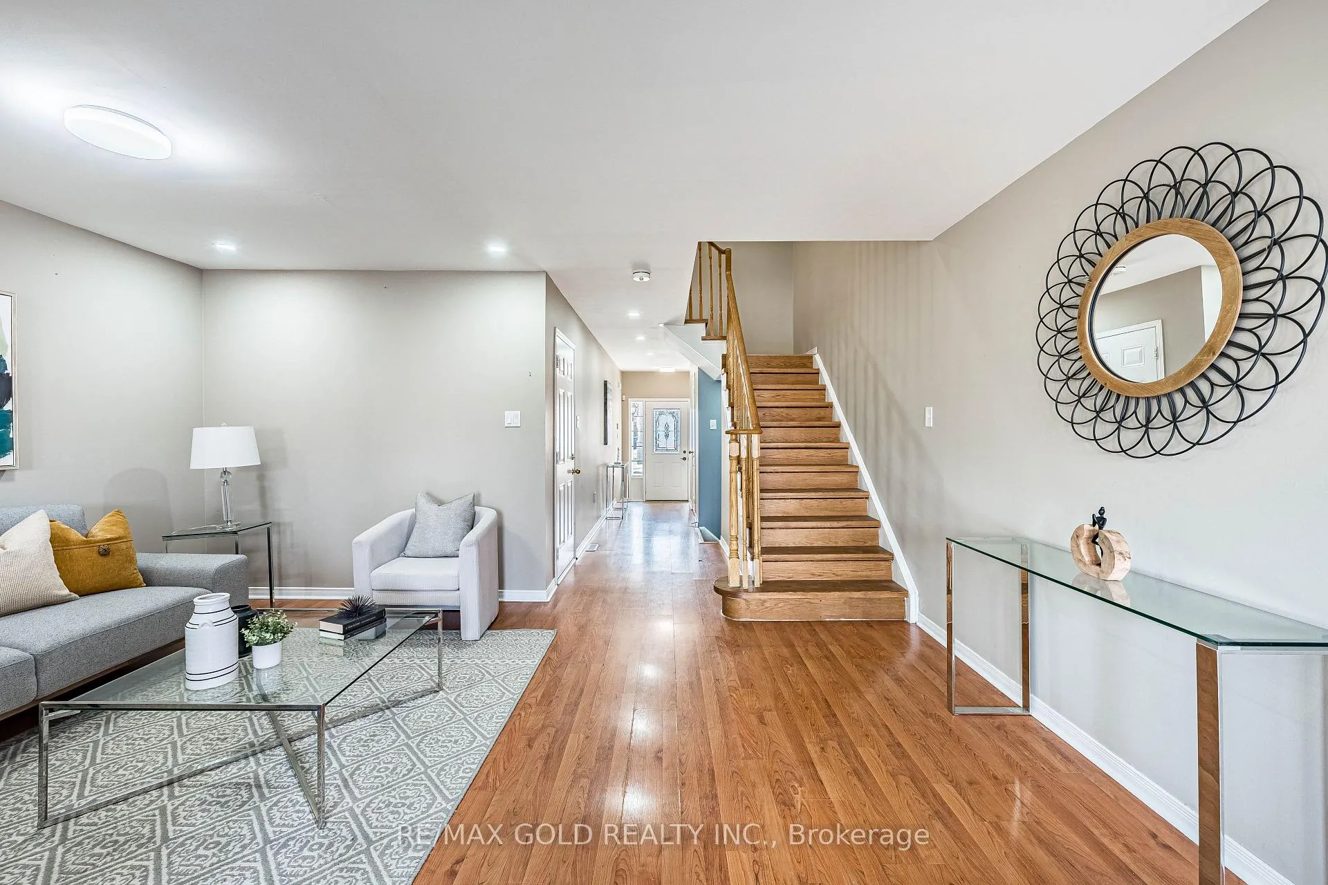 Photo 20 of 79 Roundstone Drive, Brampton, Credit Valley — HOMEH