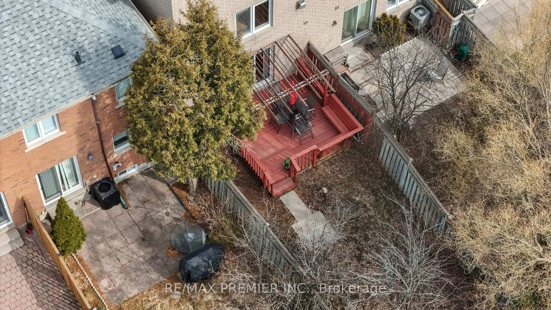 Photo 6 of 12 Yellowood Circle, Vaughan, Patterson — HOMEH