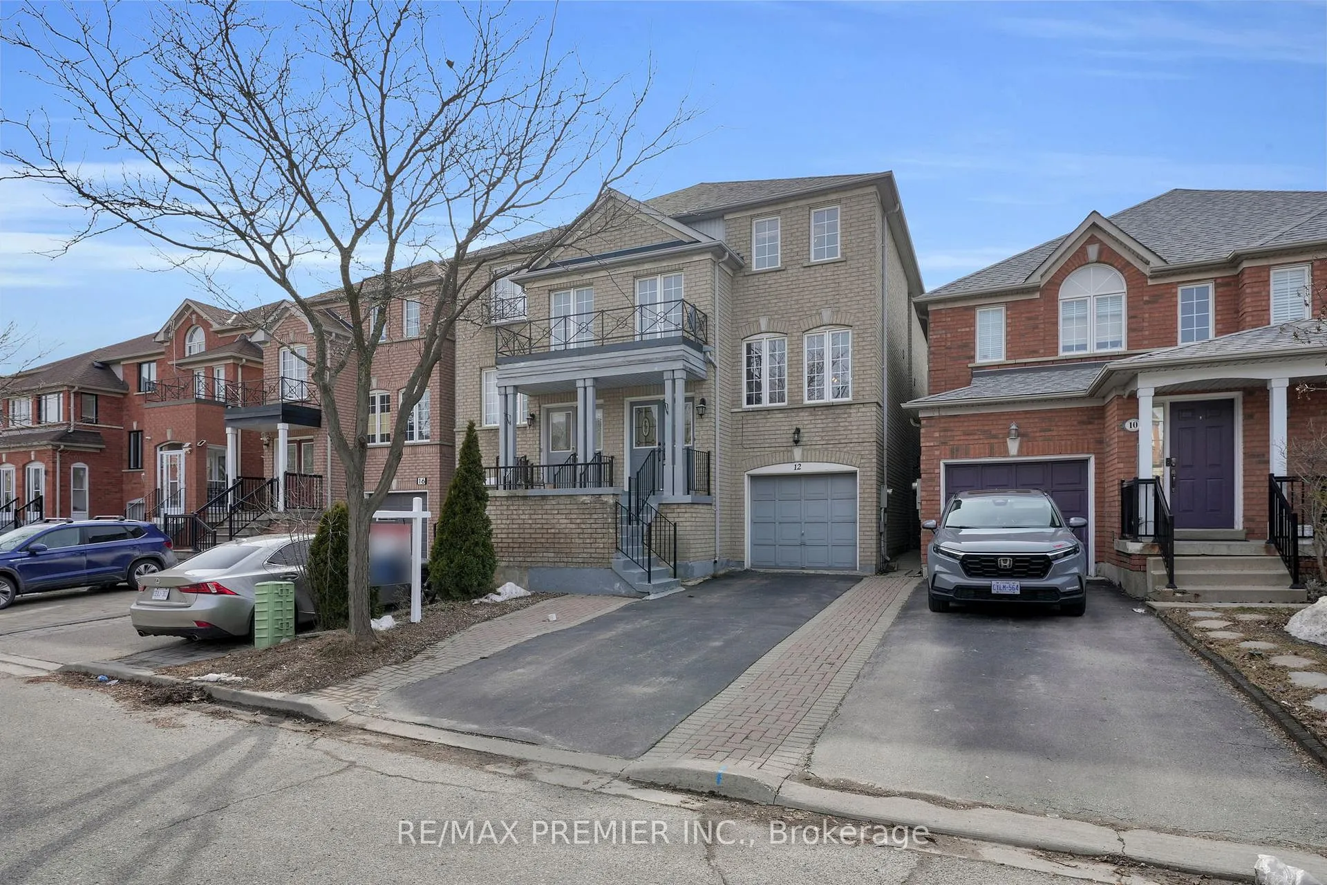 Photo 10 of 12 Yellowood Circle, Vaughan, Patterson — HOMEH