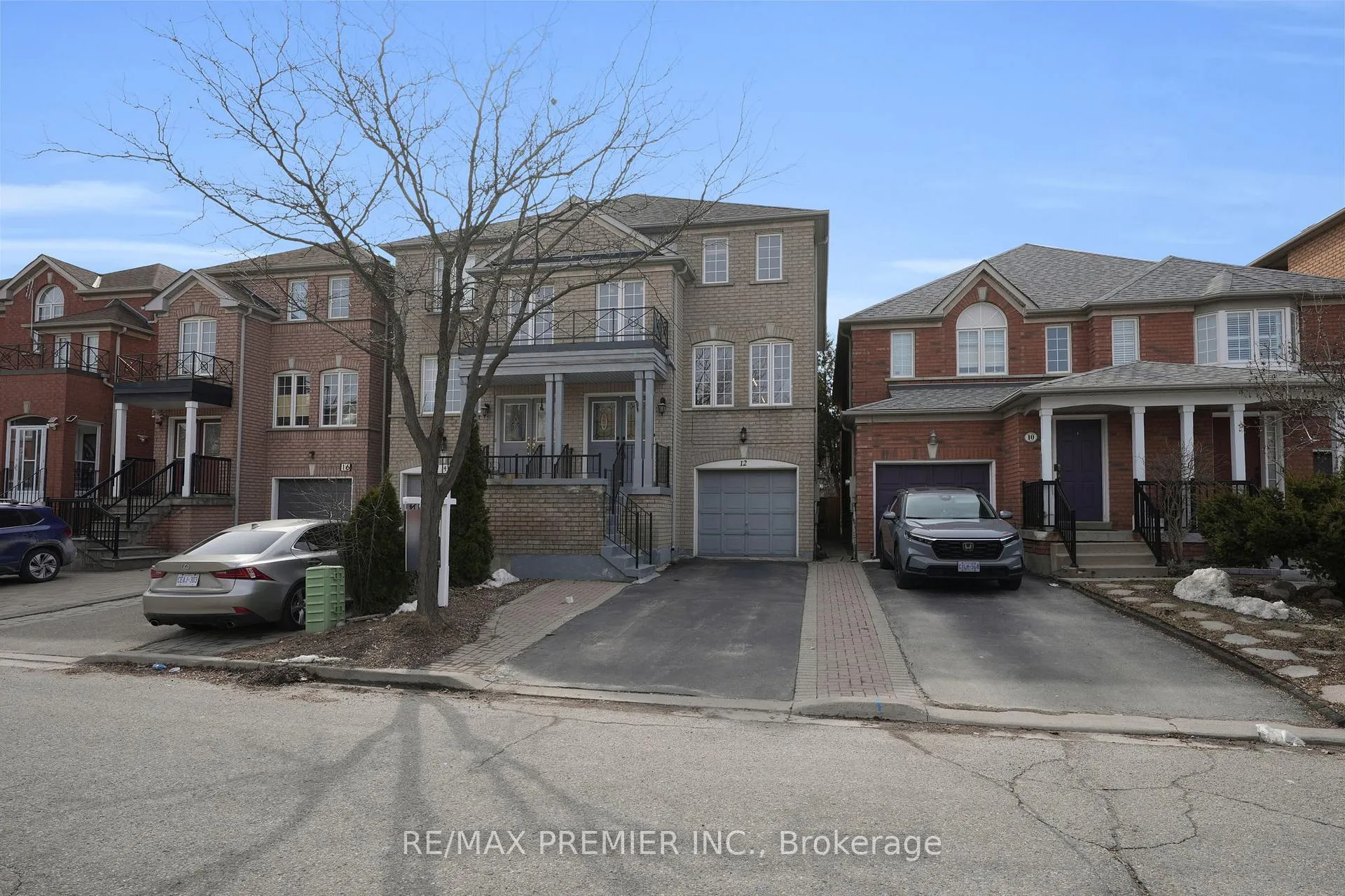 Photo 11 of 12 Yellowood Circle, Vaughan, Patterson — HOMEH