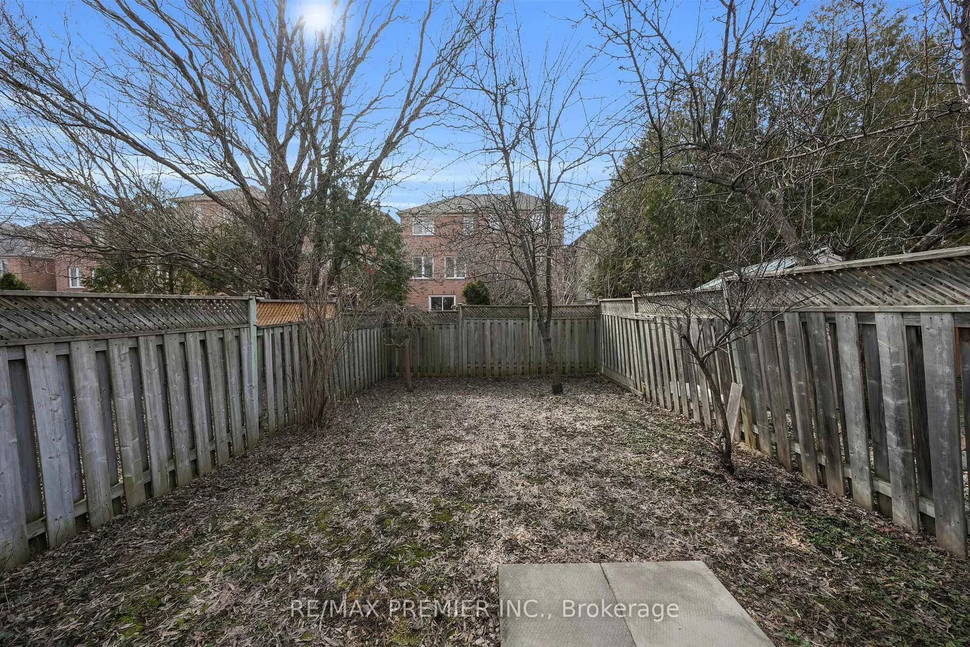 Photo 15 of 12 Yellowood Circle, Vaughan, Patterson — HOMEH