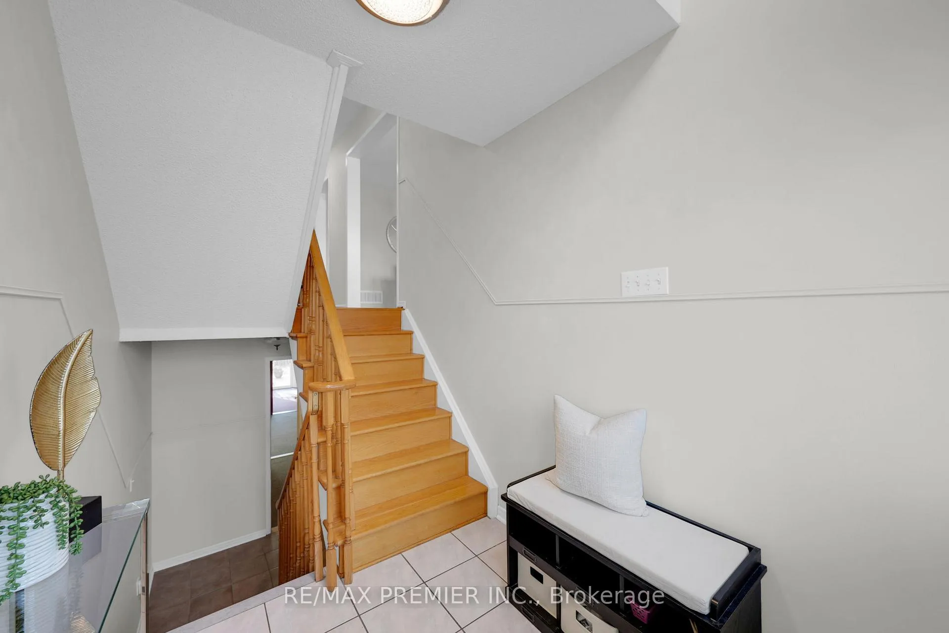 Photo 17 of 12 Yellowood Circle, Vaughan, Patterson — HOMEH