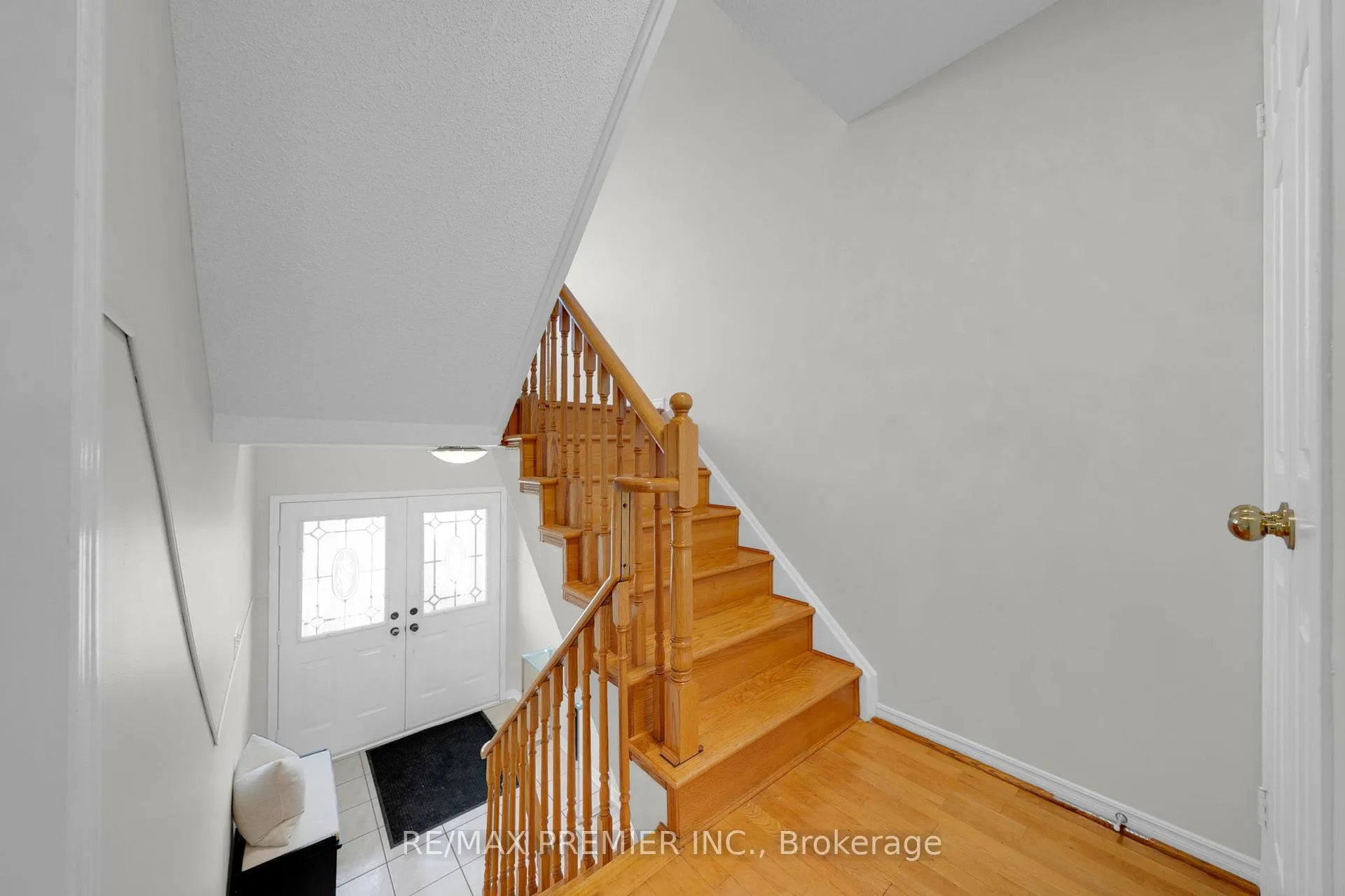 Photo 18 of 12 Yellowood Circle, Vaughan, Patterson — HOMEH