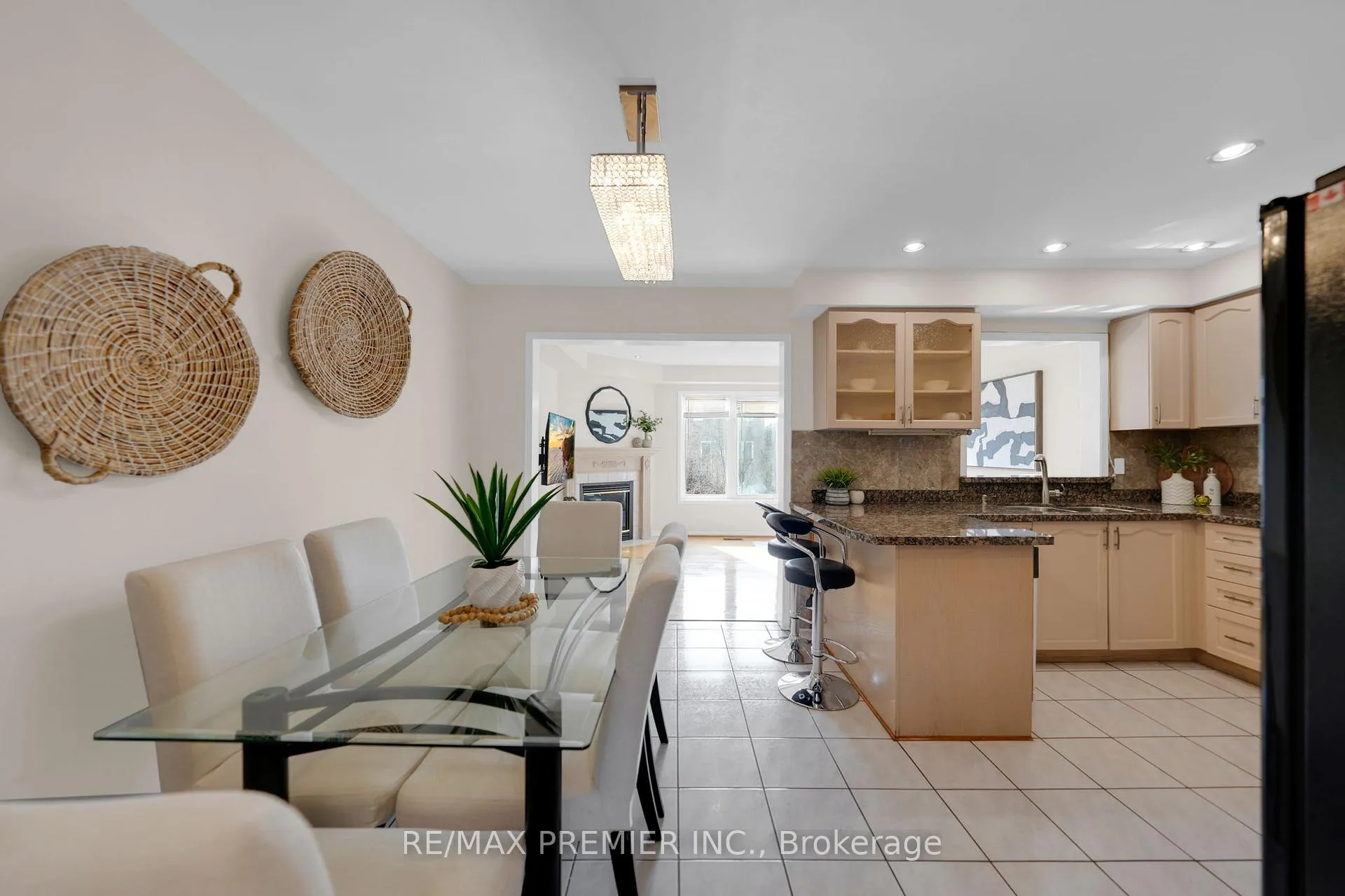 Photo 32 of 12 Yellowood Circle, Vaughan, Patterson — HOMEH