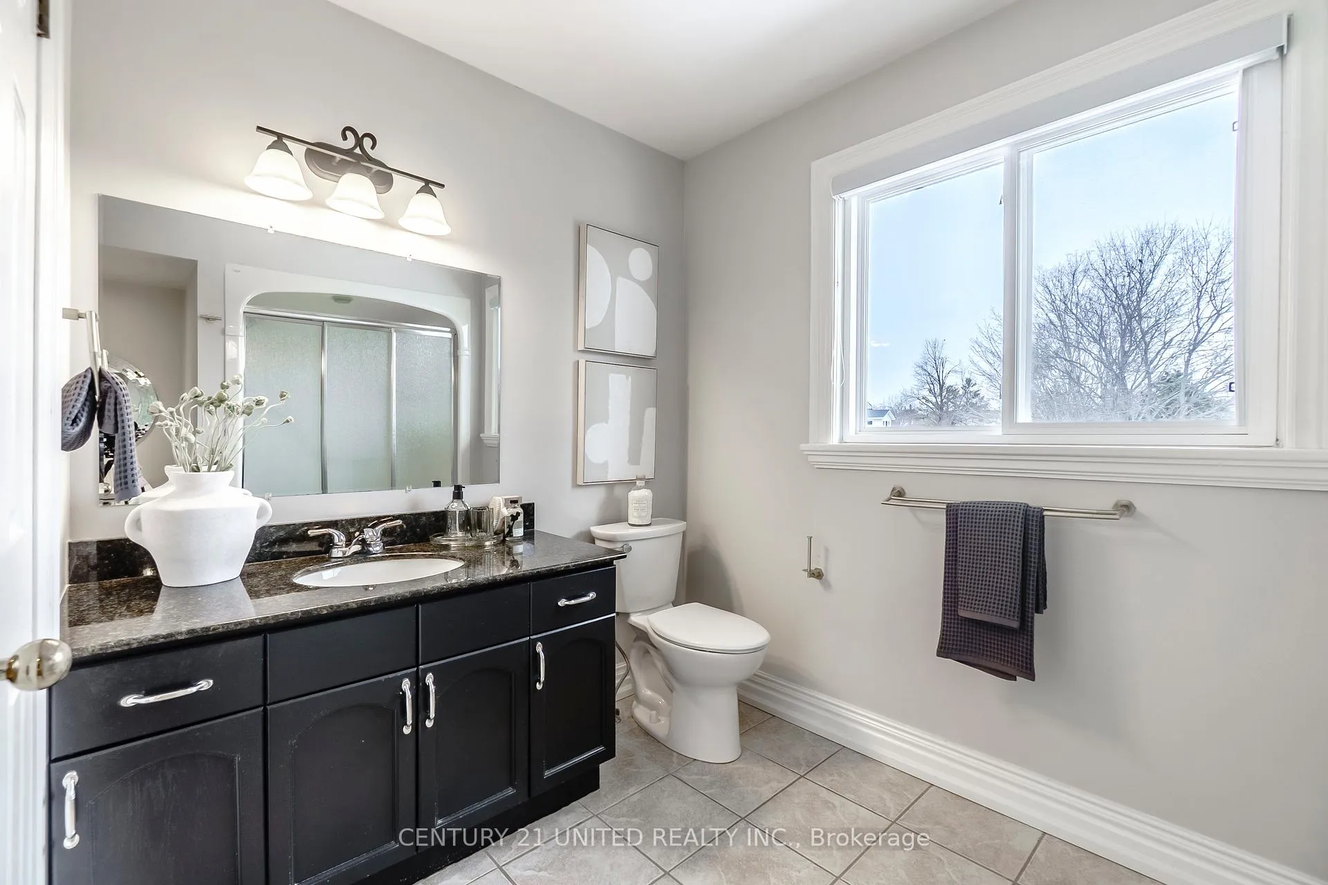 Photo 30 of 2112 Lorraine Drive, Peterborough, Northcrest Ward 5 — HOMEH