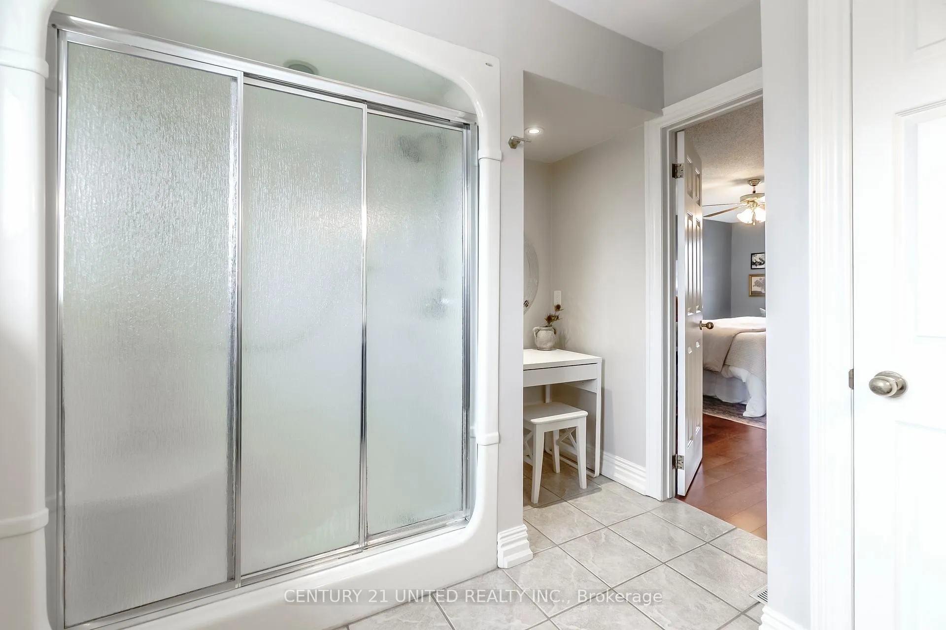 Photo 31 of 2112 Lorraine Drive, Peterborough, Northcrest Ward 5 — HOMEH