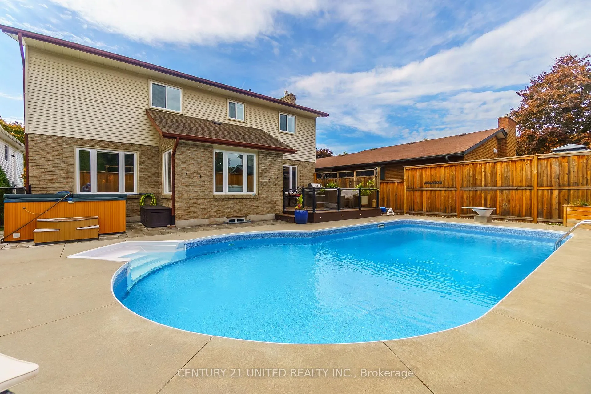 Photo 40 of 2112 Lorraine Drive, Peterborough, Northcrest Ward 5 — HOMEH