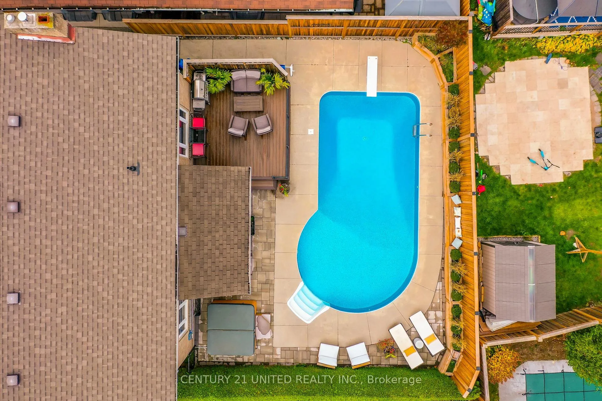 Photo 45 of 2112 Lorraine Drive, Peterborough, Northcrest Ward 5 — HOMEH