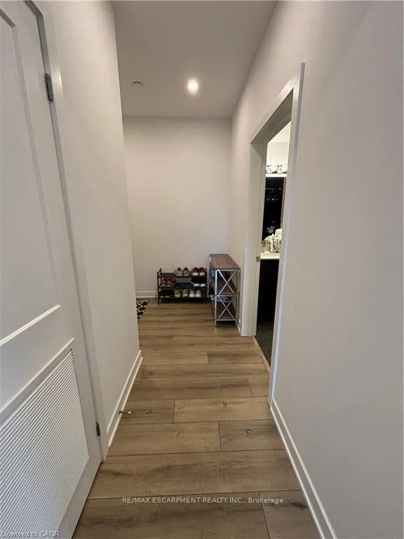 Photo 9 of Unit 516, 312 Erb Street, Waterloo — HOMEH
