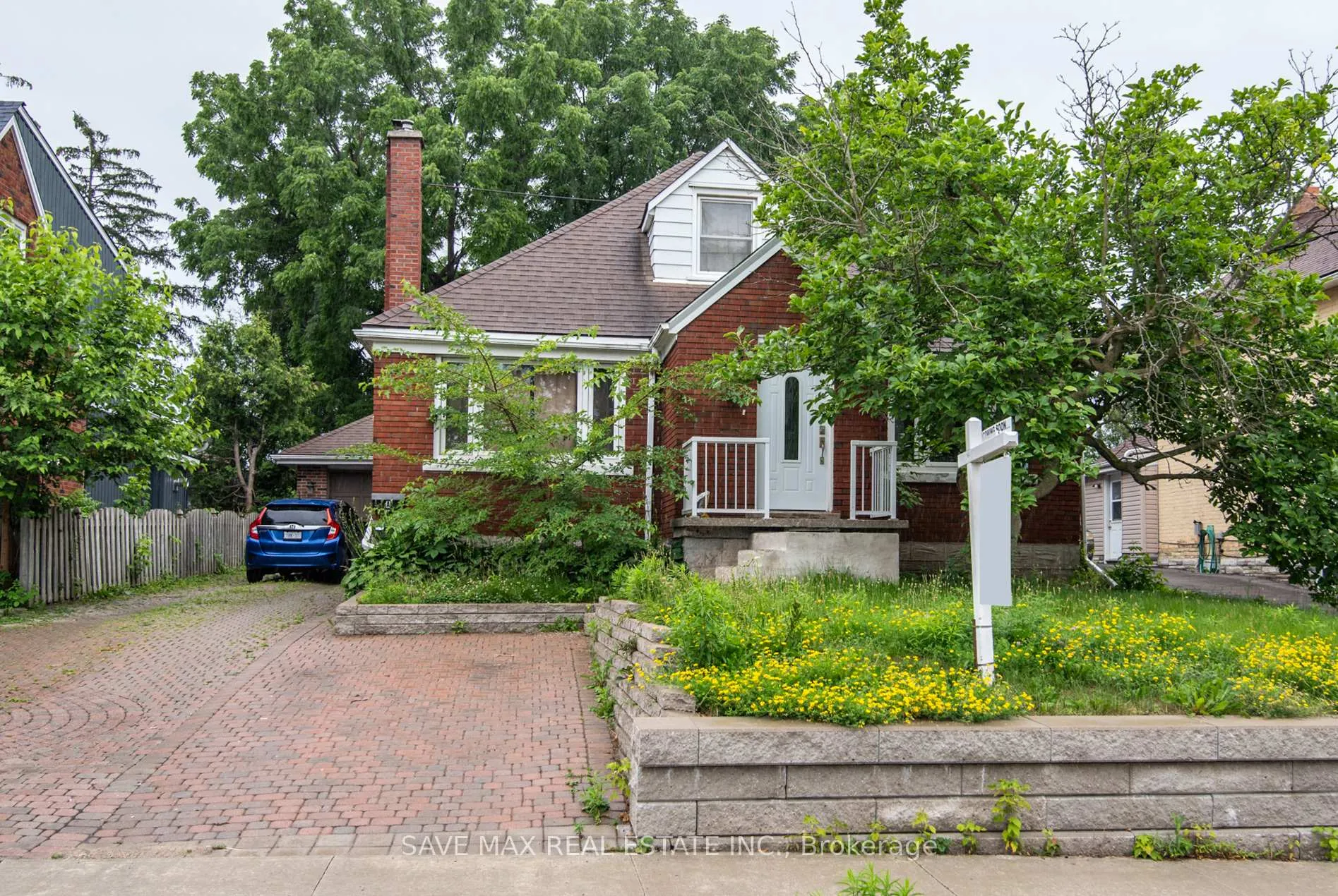 Photo 2 of 467 Stirling Avenue S, Kitchener — HOMEH
