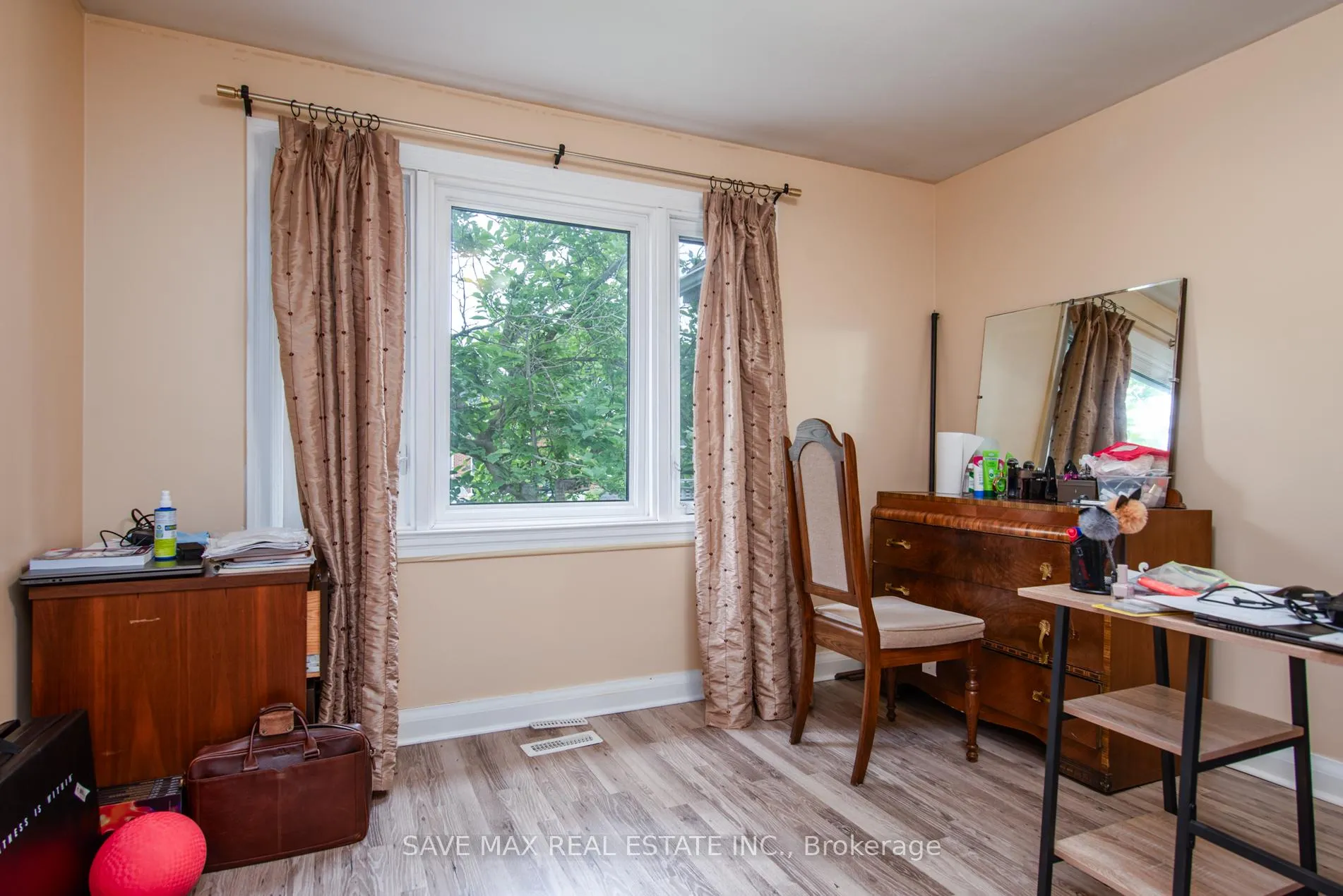Photo 21 of 467 Stirling Avenue S, Kitchener — HOMEH