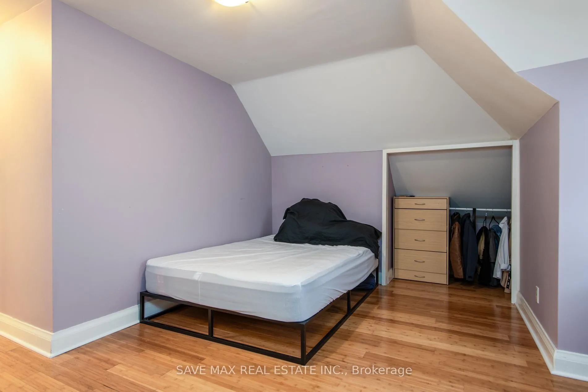 Photo 28 of 467 Stirling Avenue S, Kitchener — HOMEH