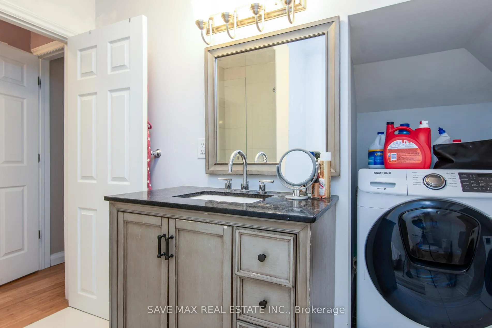 Photo 30 of 467 Stirling Avenue S, Kitchener — HOMEH