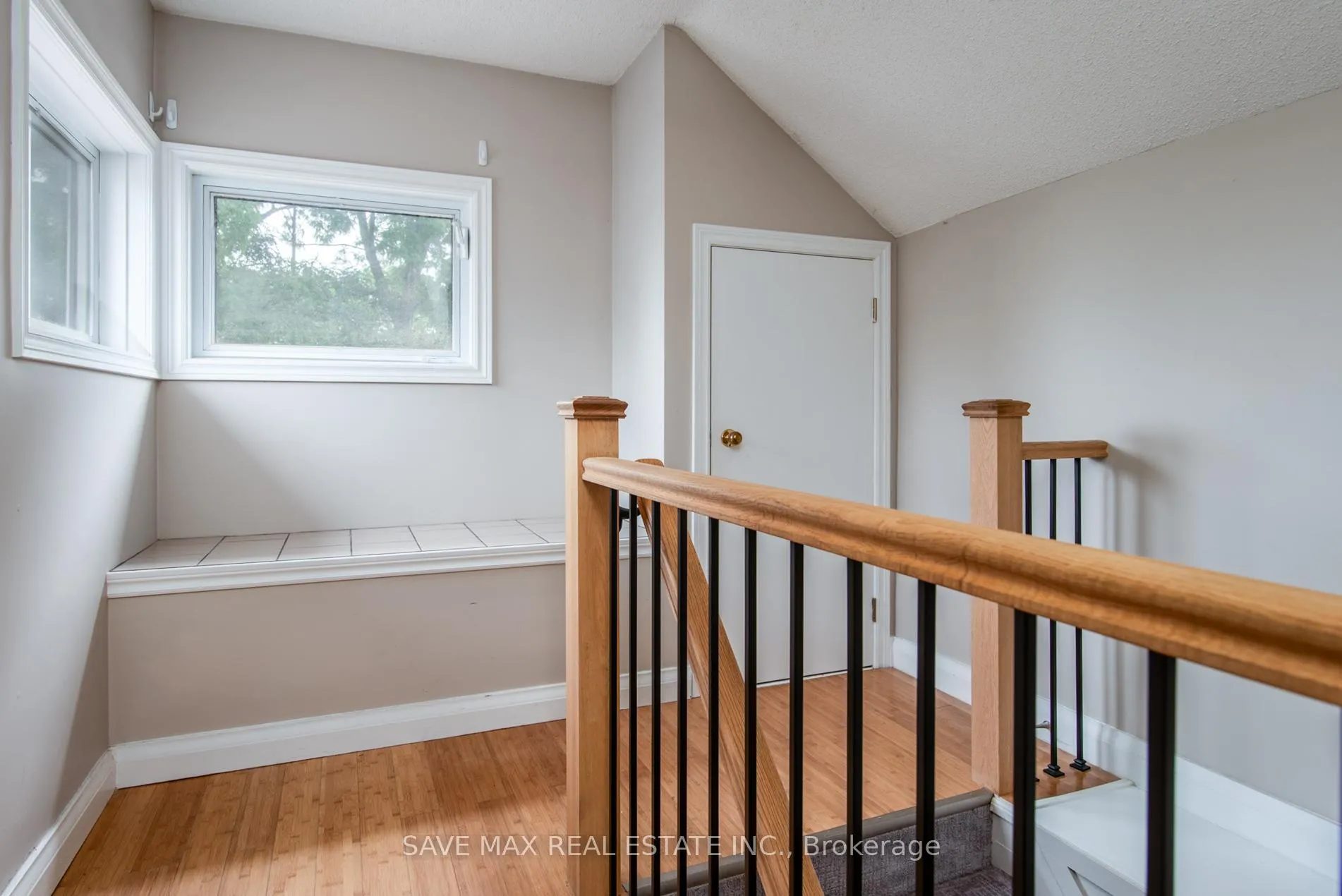 Photo 31 of 467 Stirling Avenue S, Kitchener — HOMEH