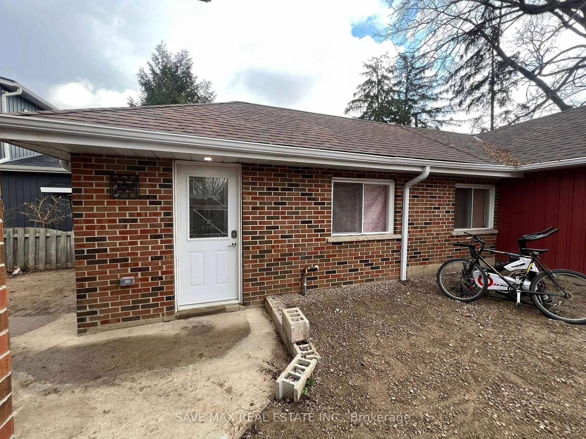 Photo 46 of 467 Stirling Avenue S, Kitchener — HOMEH