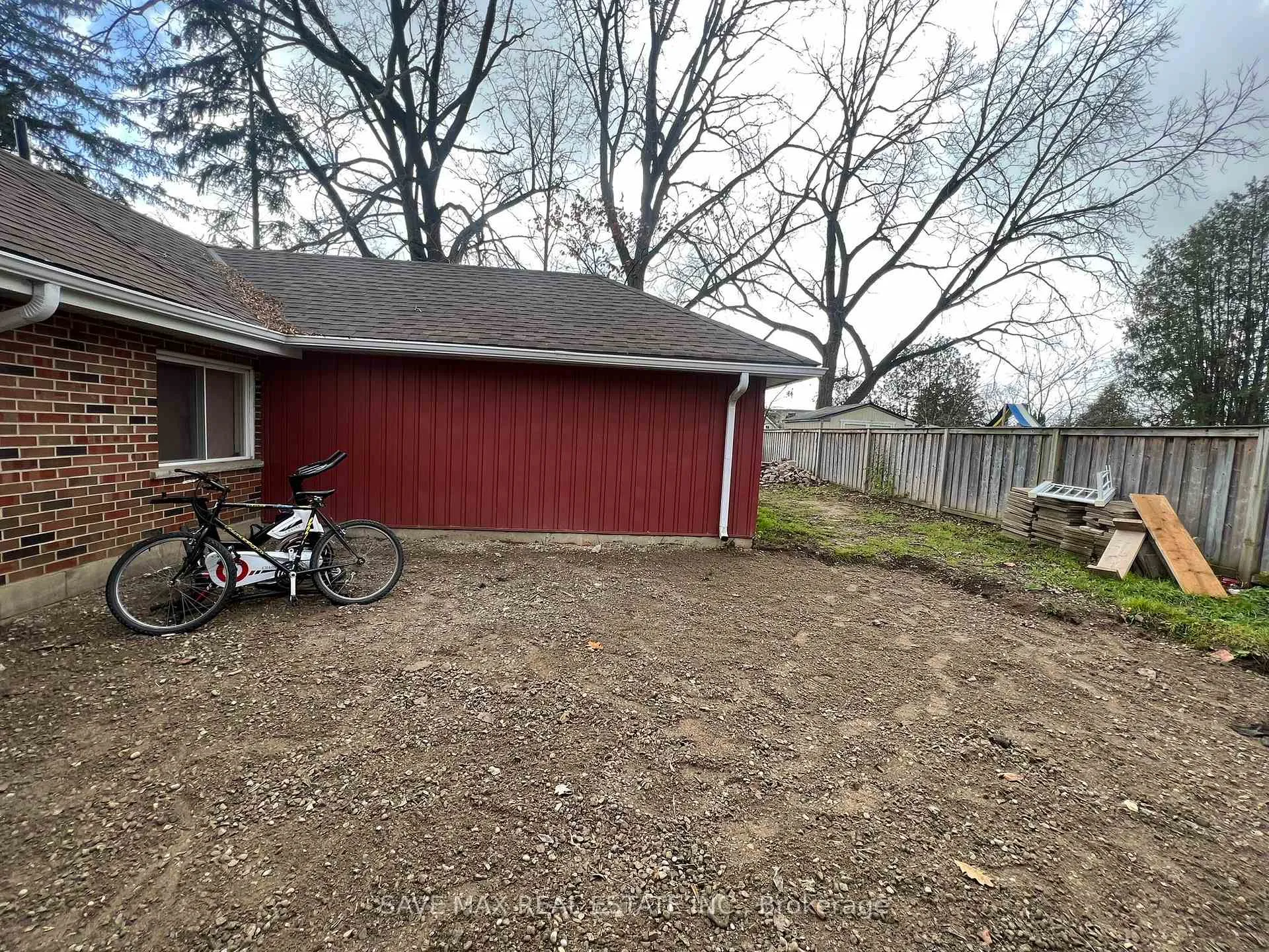 Photo 47 of 467 Stirling Avenue S, Kitchener — HOMEH