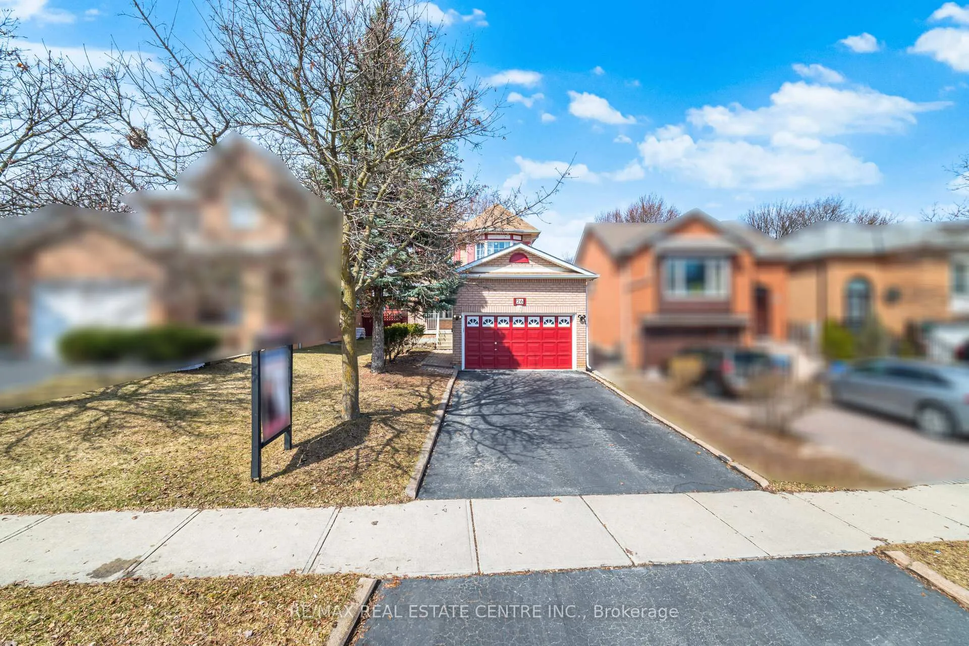 Photo 2 of 26 Braemore Road, Brampton, Brampton West — HOMEH
