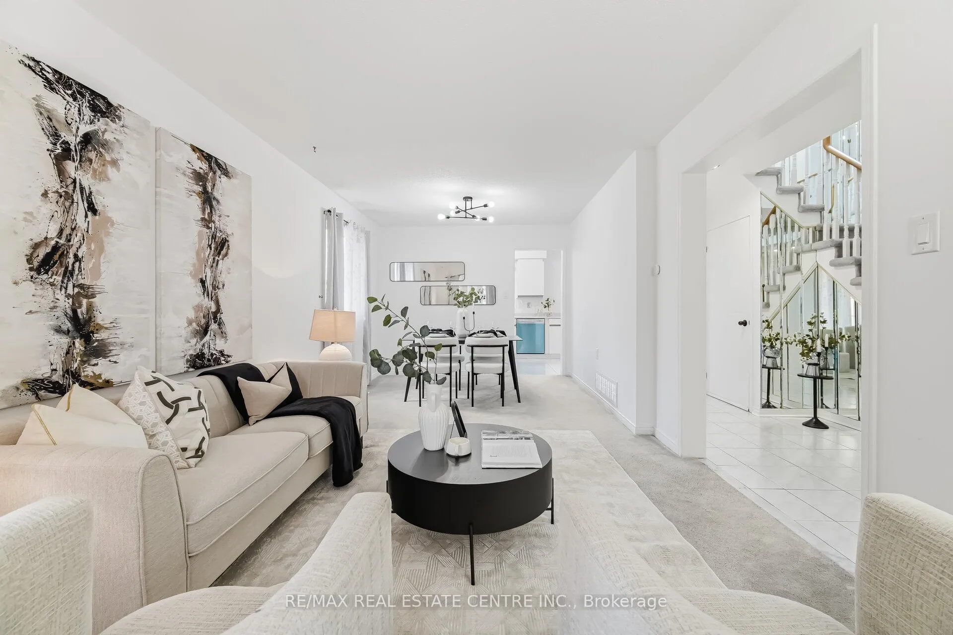 Photo 12 of 26 Braemore Road, Brampton, Brampton West — HOMEH