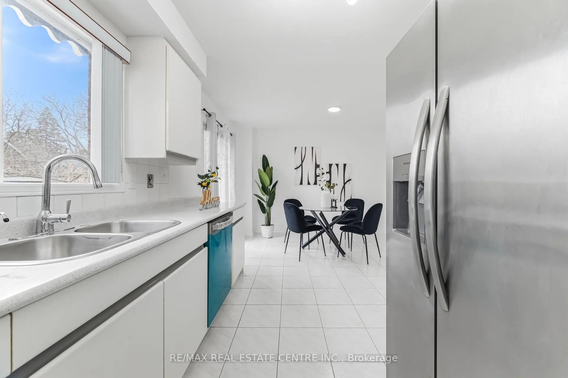 Photo 20 of 26 Braemore Road, Brampton, Brampton West — HOMEH